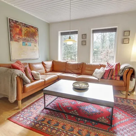 Josina - 32km From The Sea By Interhome Nyaraló